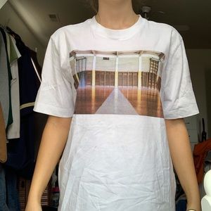Graphic “basketball gym” T-shirt